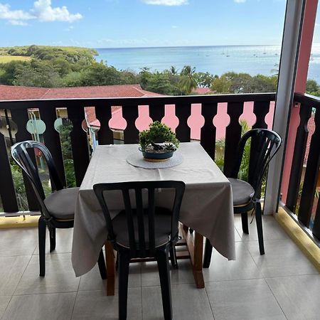 Appartement Les Pieds Dans L'Eau Sainte-Anne Exterior foto